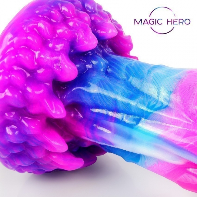 Фантастический фаллоимитатор MAGIC HERO 200 мм